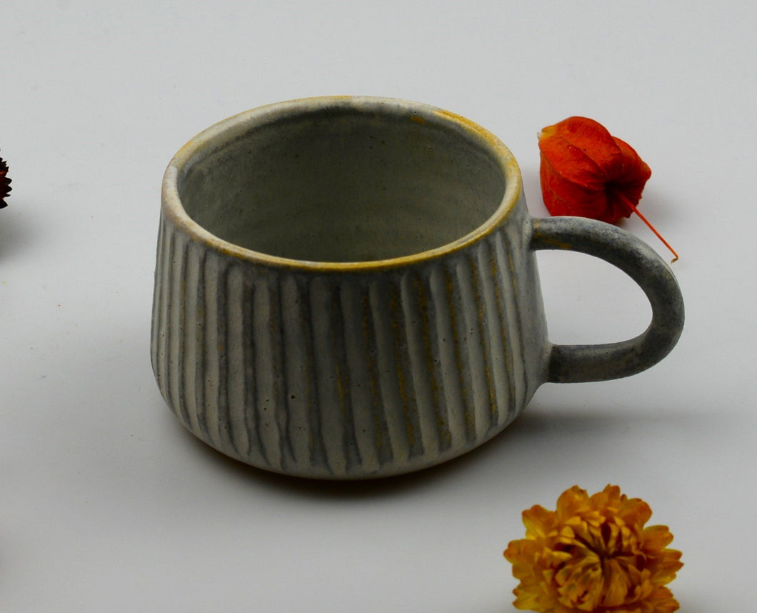 Unique ceramic cup - HAU3
