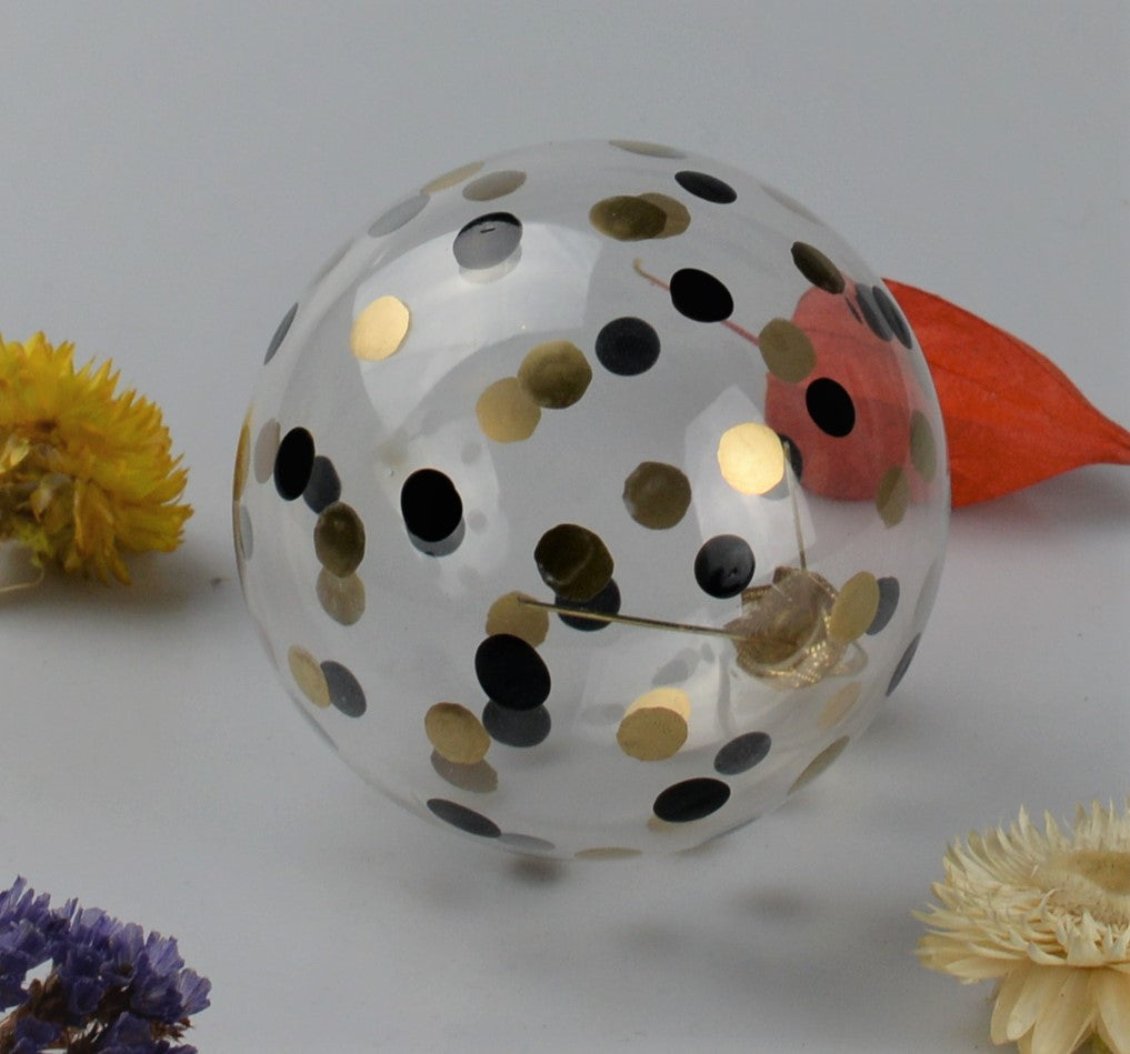 Handmade Christmas ball - dots