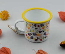Load image into Gallery viewer, Tin enameled mug - Flowers yellow
